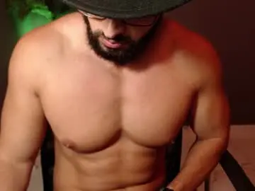 Chaturbate Nude Webcam of chris_magnum_