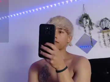 Chaturbate Best live sex cam show of labrinthteasing