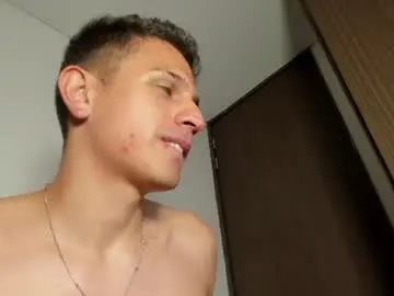 Chaturbate Adult Webcam of kevin_ahs1
