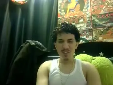 Chaturbate Live Sex Cam of fallenalienz