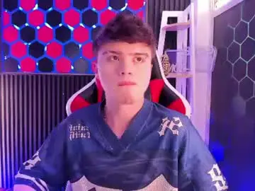 Chaturbate Free Porn Cam of ian_stone_