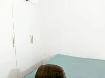 Chaturbate Live Sex Cam of lucacosta19