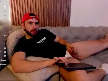 Chaturbate Free Live Porn of maximo_wolf1