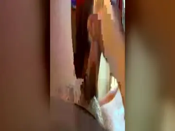 Chaturbate Private Sex Chat of bigswollenhead4u