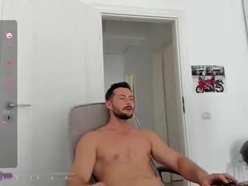 Chaturbate Best live sex cam show of hard_chriss