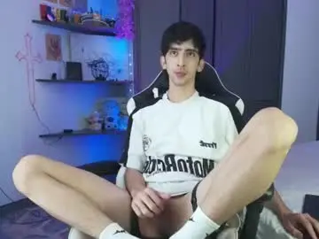 Chaturbate Adult Video Chat of vittorio_cerati