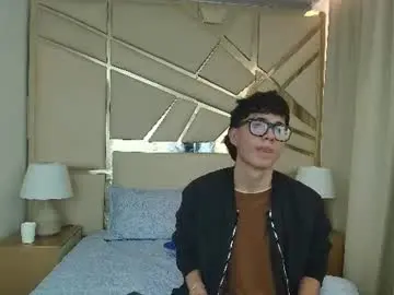 Chaturbate Free Porn Cam of andres8975