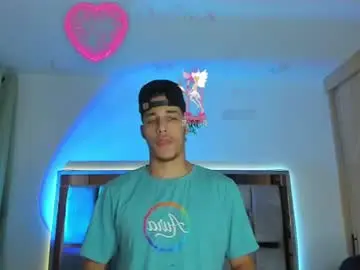Chaturbate Nude Webcam of orionblaze69_