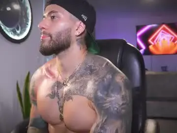 Chaturbate Best live sex cam show of frankfarrellx