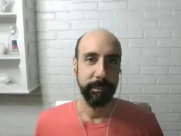 Chaturbate Live Sex Cam of caibra87