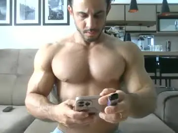 Chaturbate Live Sex Cam of latino_rodri