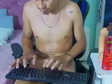 Chaturbate Live Porn of julian_blaze7