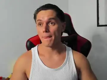 Chaturbate Watch Live Sex Cams of julian_wallace1