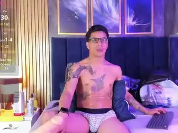 Chaturbate Nude Webcam of anthony_hotxx