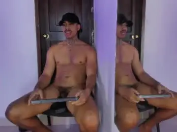 Chaturbate Nude Webcam of chirshot21_