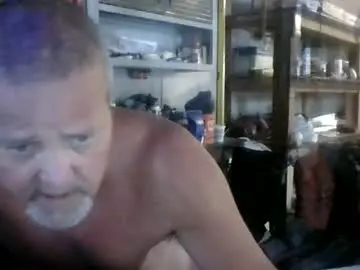 Chaturbate Live Sex Cam of allenhammack575