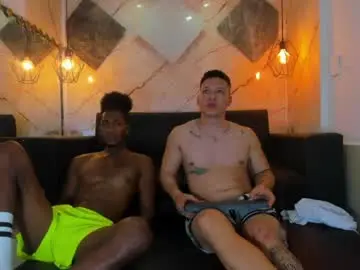 Chaturbate Adult Webcam of yulian_23