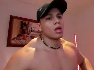 Chaturbate Adult Webcams of roy__constance