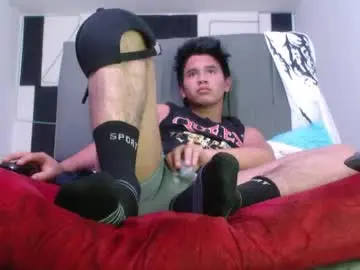 Chaturbate Adult Webcam of adonis_latin_19