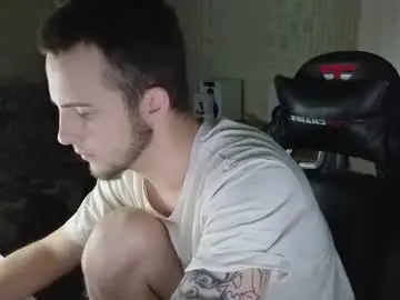Chaturbate Sex Cam of golden_boyyy21