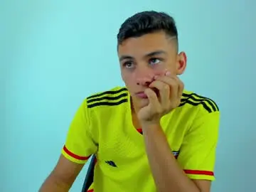 Chaturbate Watch Live Sex Cams of max_wild01