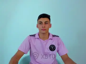 Chaturbate Adult Webcam of max_wild01