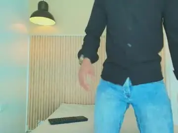 Chaturbate Watch Live Sex Cams of brandon_mercuri