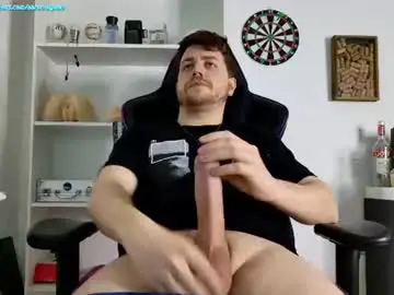 Chaturbate Free Porn Cam of aaronlegend