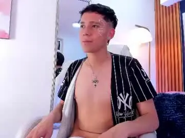 Chaturbate Live Sex of noahh_saenz