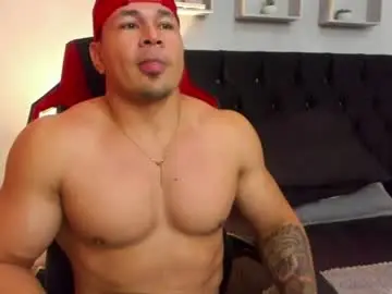 Chaturbate Free Porn Cam of tyler_hank1