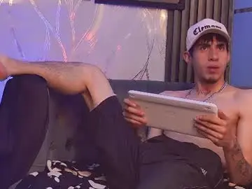 Chaturbate Best live sex cam show of pacomaster_