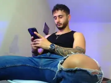 Chaturbate Live Sex Cam of xandercagex