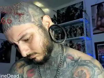 Chaturbate Live Porn of bloodline_666