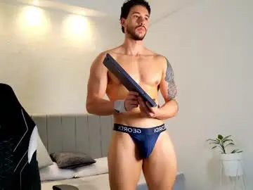 Chaturbate Sex Cam of evans_opry1