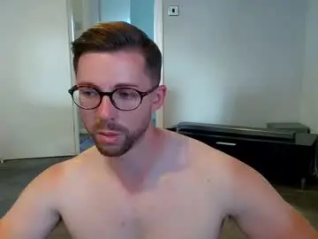 Chaturbate Live Porn of kkezzy