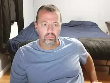 Chaturbate Live Sex Cam of airbornelunsford39
