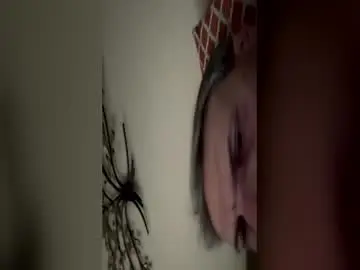 Chaturbate Free Live Porn of icums4u