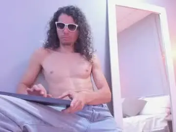 Chaturbate Nude Webcam of antonystone_