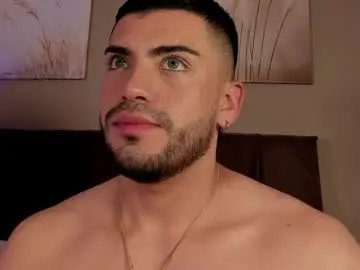 Chaturbate Live Sex Cam of alexander_diiaz