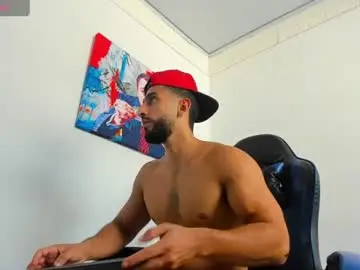 Chaturbate Live Sex of yiyo10_