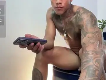 Chaturbate Free Porn Cam of jordandenis17