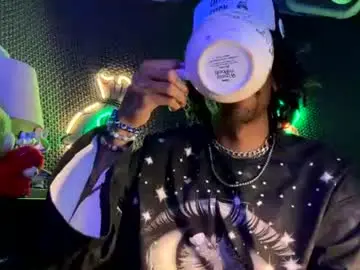 Chaturbate Live Sex Cam of lxrdhxkvgemvsterjuice