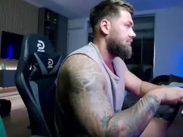 Chaturbate Adult Webcams of enrikoblue