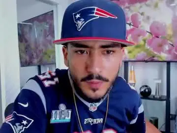Chaturbate Live Sex of david_johnson372