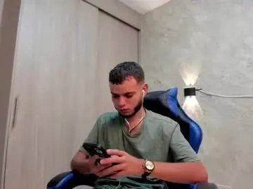 Chaturbate Free Live Porn of hot_bad_boy69