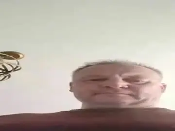 Chaturbate Sex Cam of anewguy567