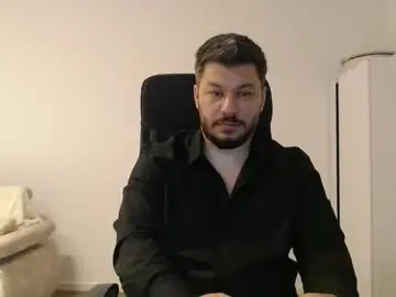 Chaturbate Live Sex Cam of chasingthevibe