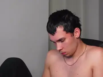 Chaturbate Watch Live Sex Cams of zack_huddle