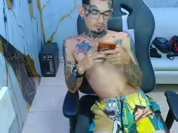 Chaturbate Free Porn Cam of boy_tatto77