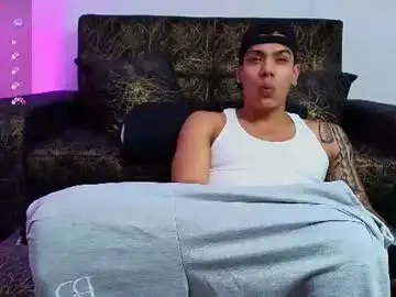 Chaturbate Live Porn of brayaanfit